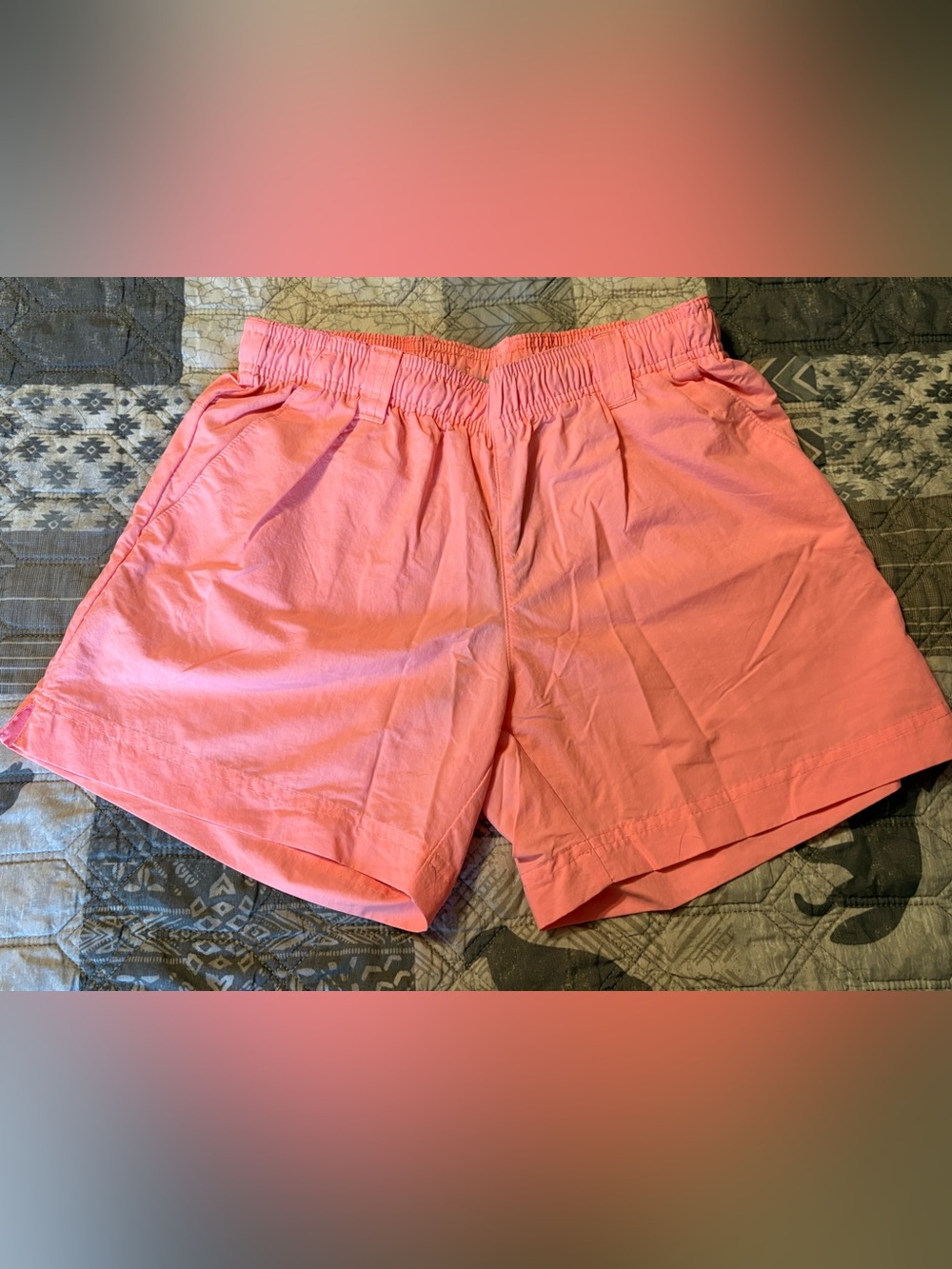✨2/$20✨ Columbia Pink Elastic Waist Outdoor Shorts